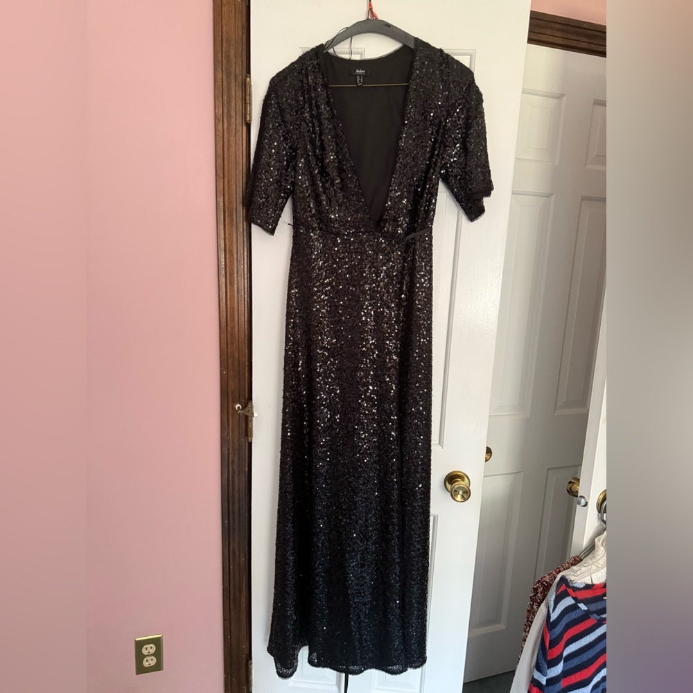 Aidan Mattox Black Sequin Long Sleeve Dress